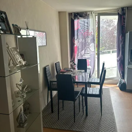 Apartment T3 Et Accessible *